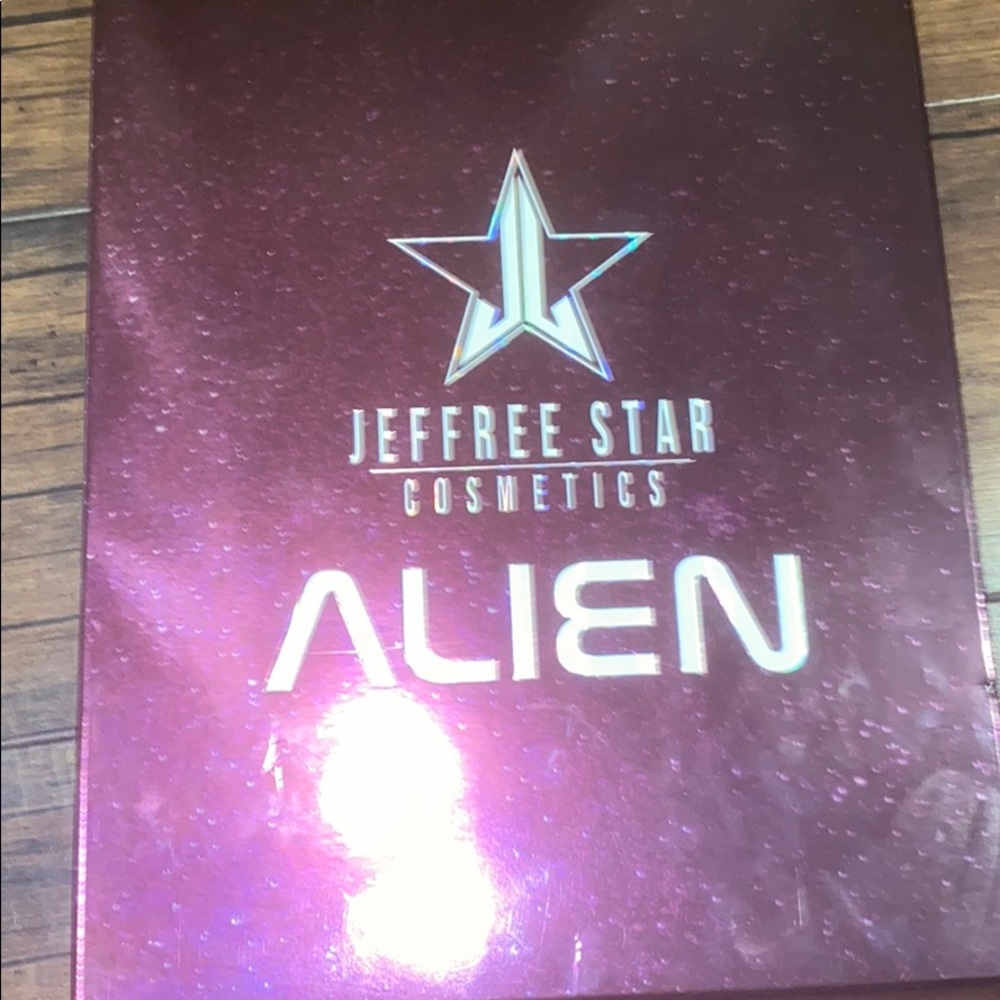 Jeffree Star Alien Palette Discontinued SOLD OUT